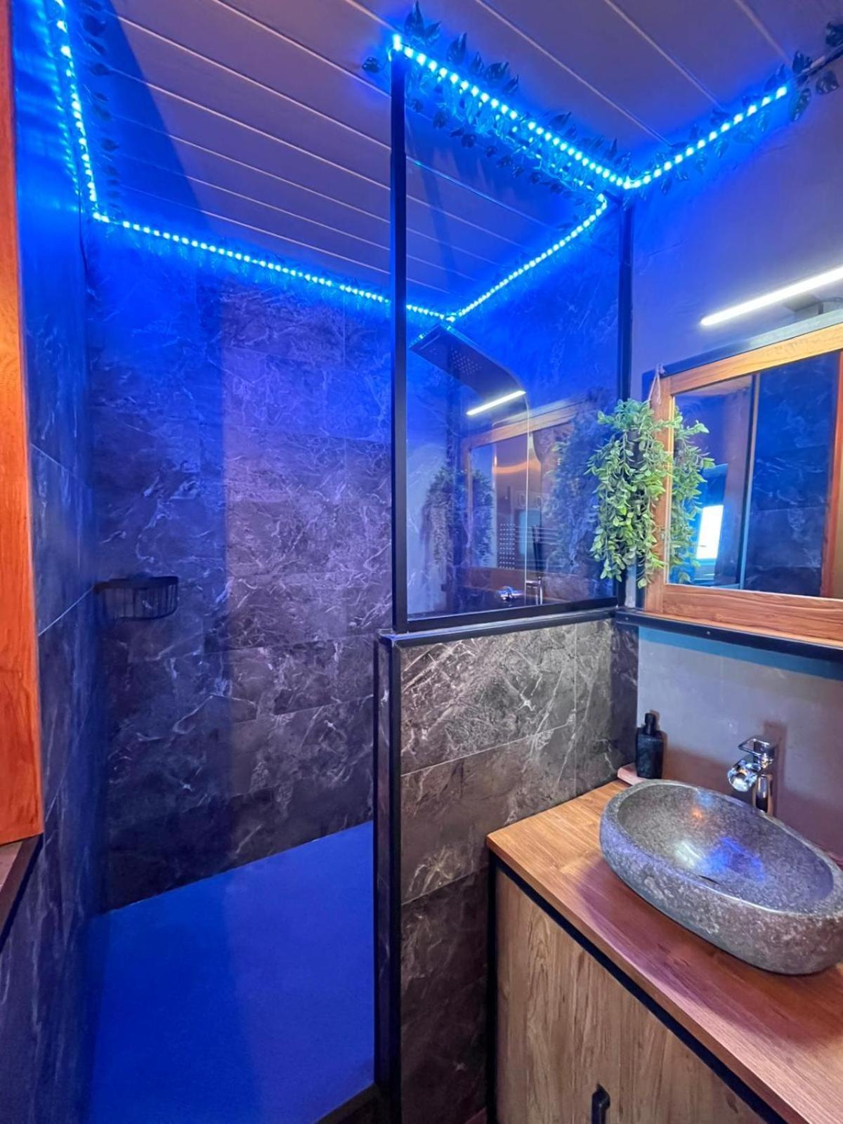 Oasis Tropical & Sauna Saint-Hilaire-de-Riez Exterior foto